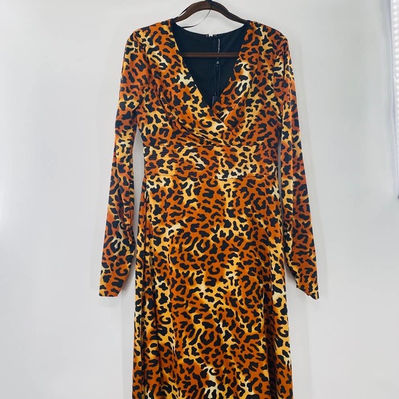W118 by Walter Baker Orange Leopard Print Long Sleeve V-Neck Maxi Dress Sz M NWT - Picture 4 of 15